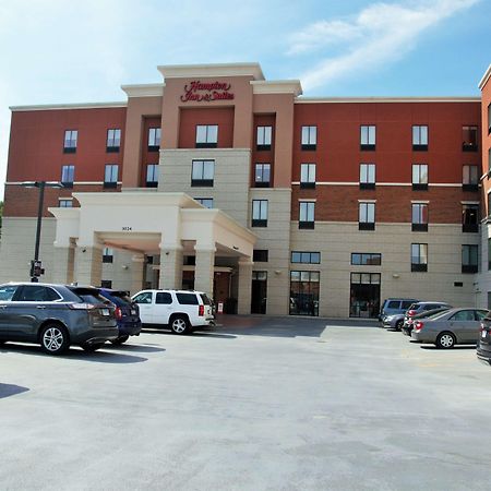 Hampton Inn & Suites Cincinnati / Uptown - University Area Exterior photo